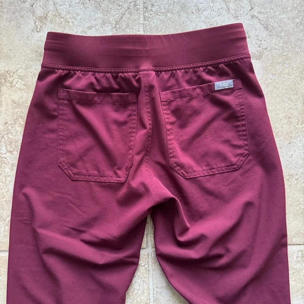 Figs Livingston Basic Scrub Pants Burgundy - Picture 4 of 5